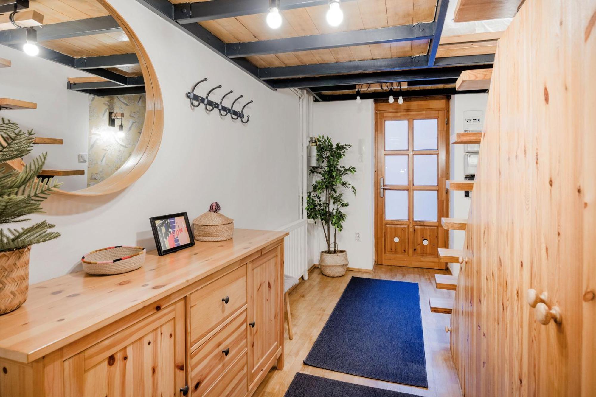 Wellness Wonderland: Garden, Sauna, Jacuzzi In Cbd บูดาเปสต์ ภายนอก รูปภาพ